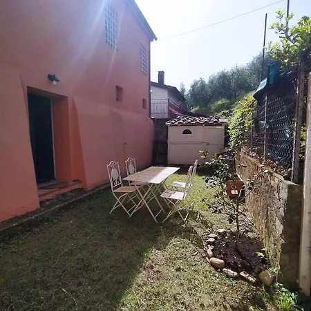 Casa Di Corte L' Elicriso 別荘